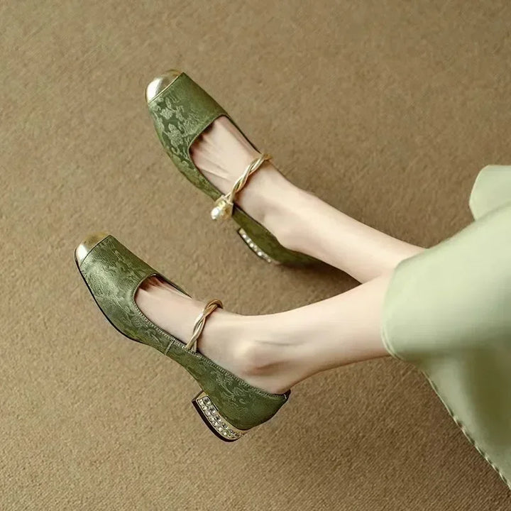 Emmie Pumps